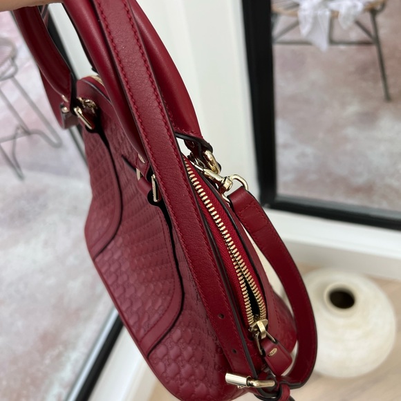 Gucci Handbag - Picture 9 of 11